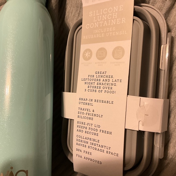 SWIG LIFE Water Bottle &  Krumbs Gray Silicone Lunch Container - Picture 7 of 16